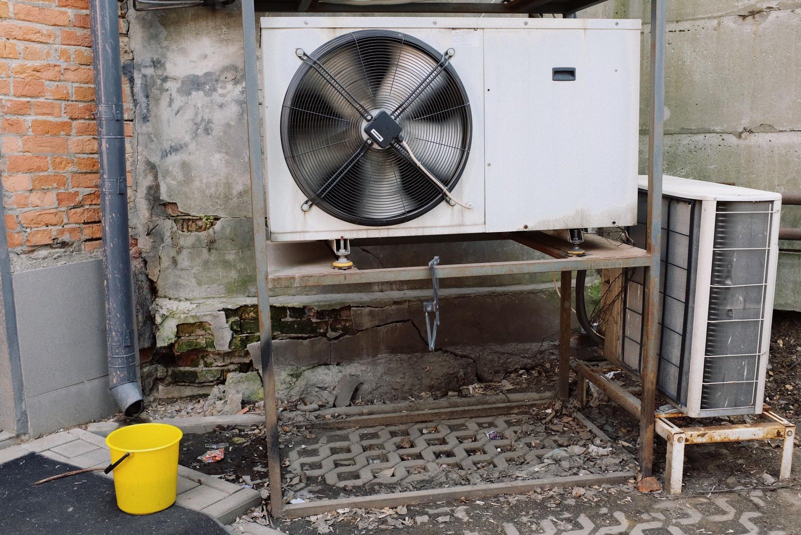 Heating system and furnace service